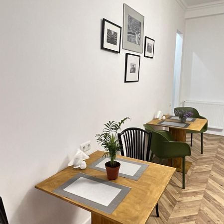Opera Boutique Hotel Tbilisi ภายนอก รูปภาพ