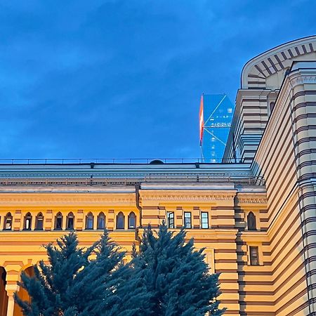 Opera Boutique Hotel Tbilisi ภายนอก รูปภาพ