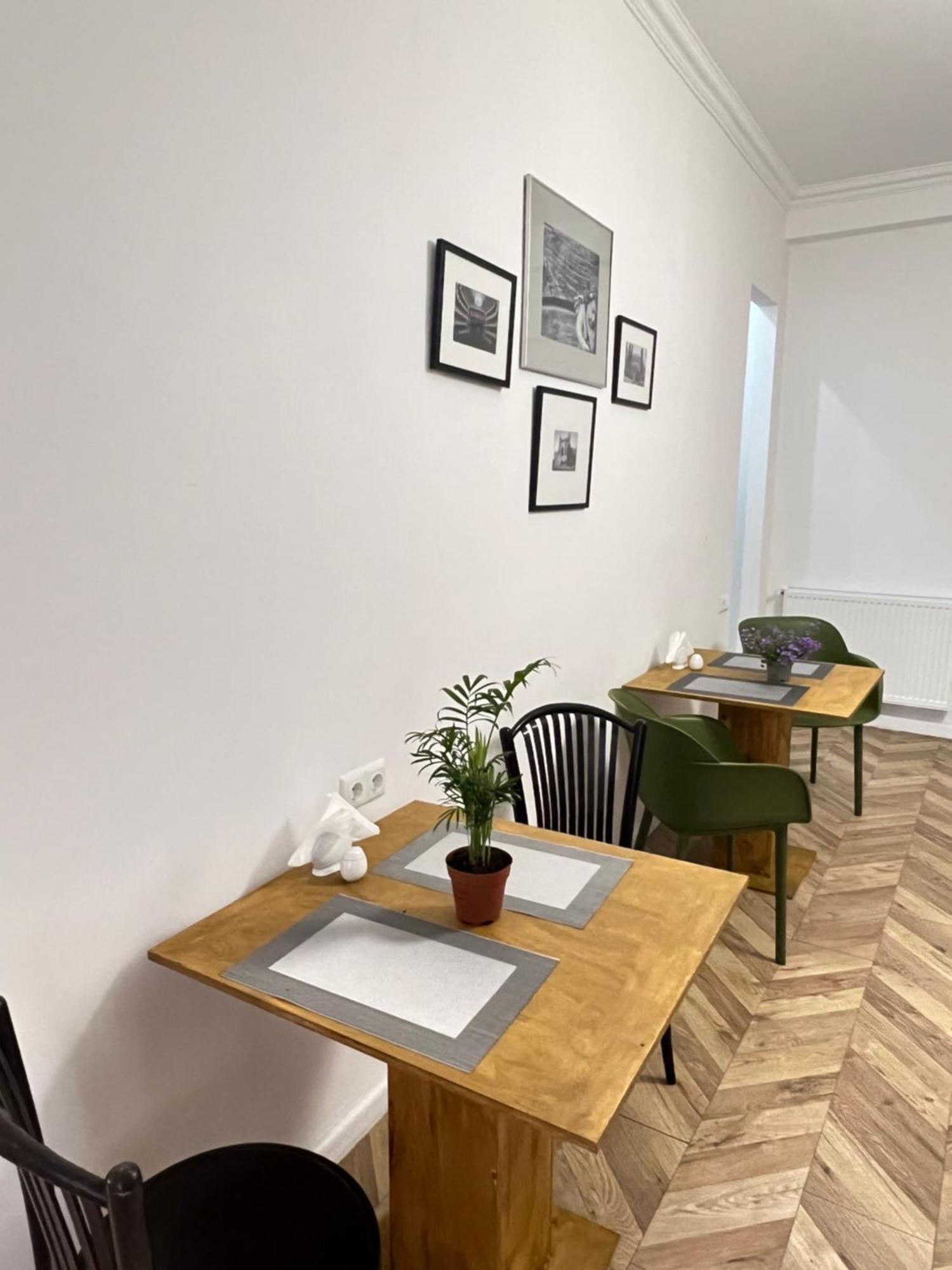 Opera Boutique Hotel Tbilisi ภายนอก รูปภาพ