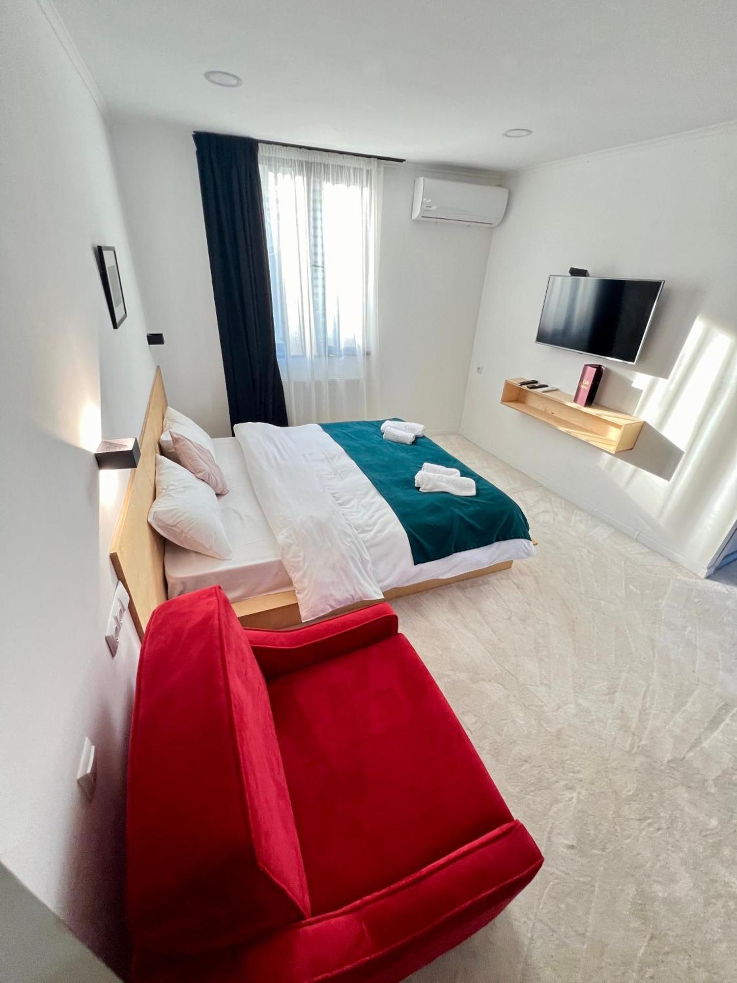 Opera Boutique Hotel Tbilisi ภายนอก รูปภาพ