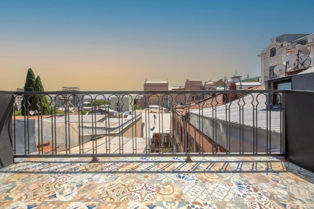 Opera Boutique Hotel Tbilisi ภายนอก รูปภาพ