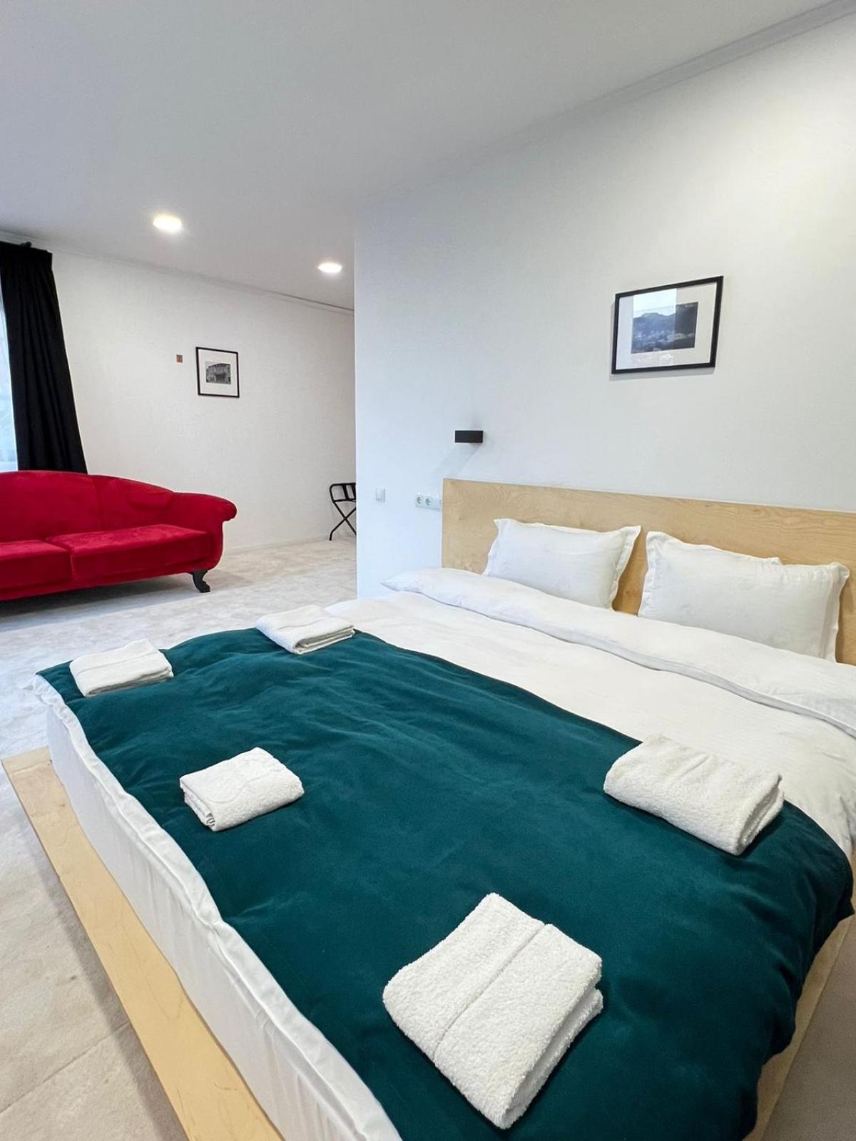 Opera Boutique Hotel Tbilisi ภายนอก รูปภาพ