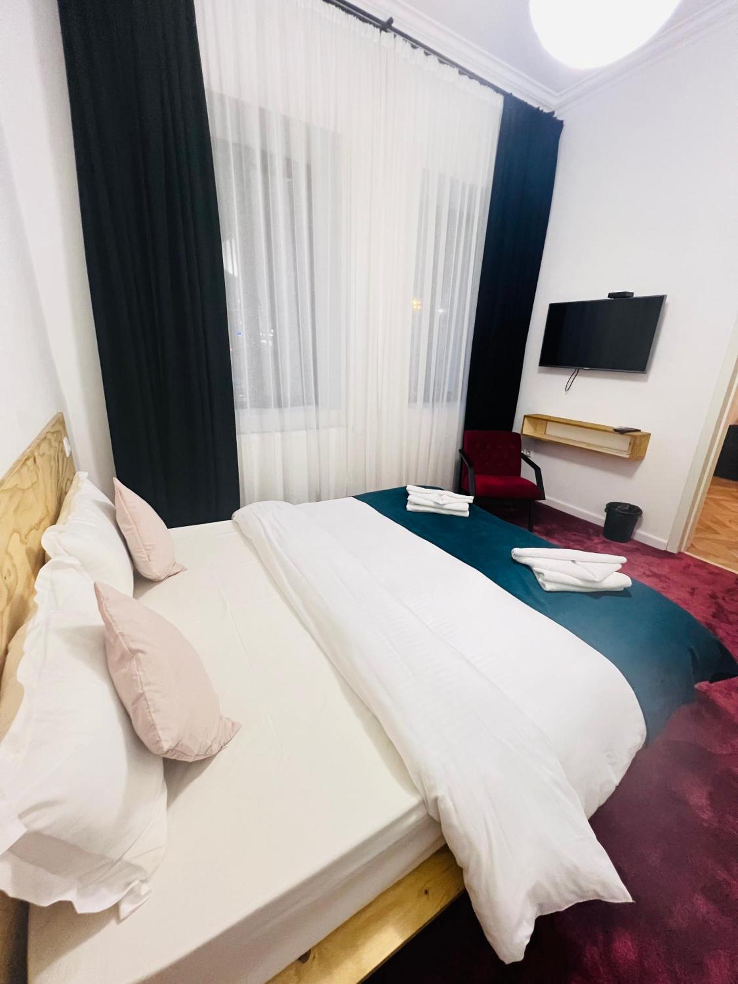 Opera Boutique Hotel Tbilisi ภายนอก รูปภาพ